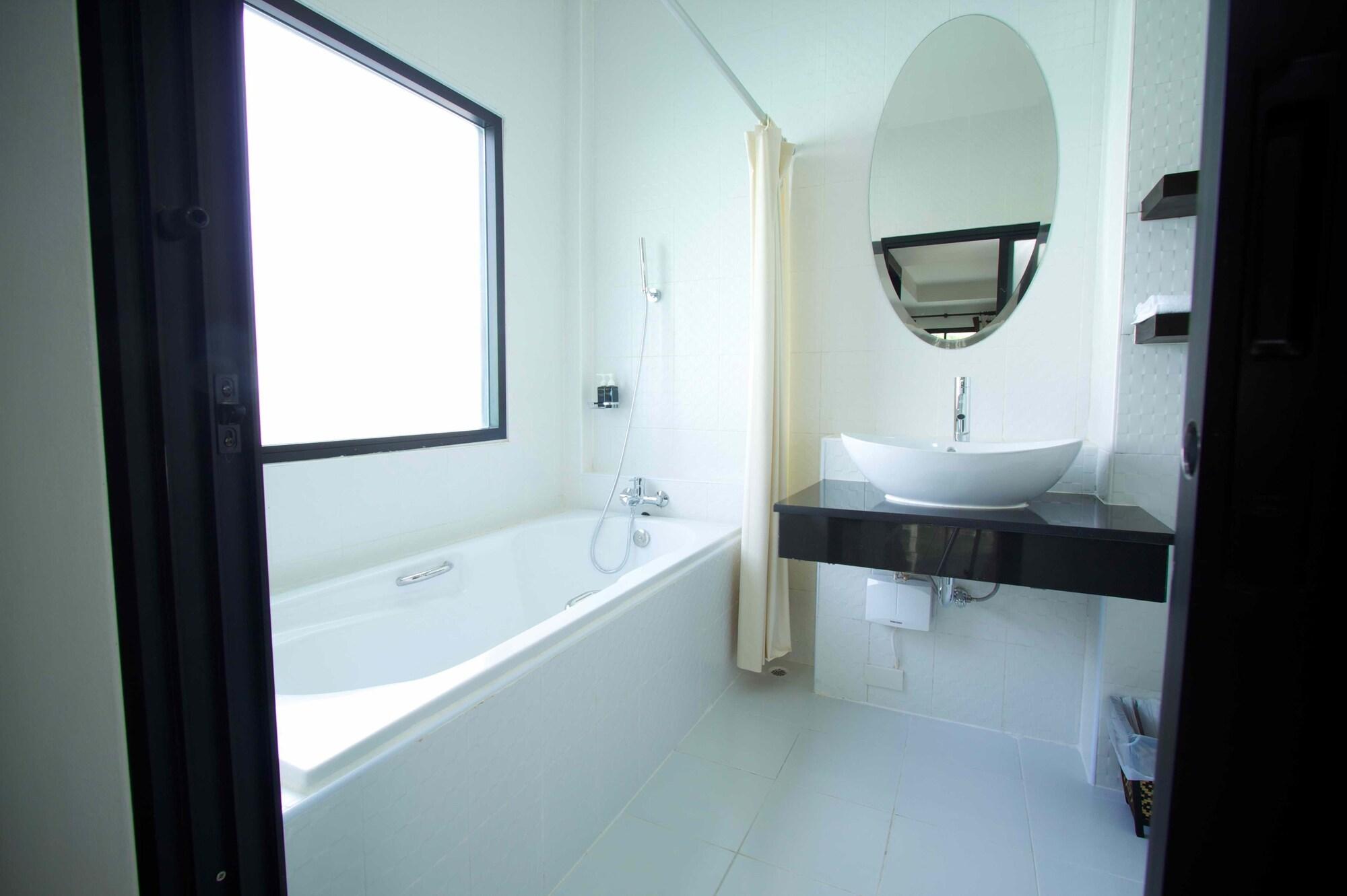 Amber Residence - Sha Plus Пхукет Экстерьер фото