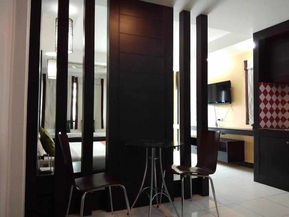 Amber Residence - Sha Plus Пхукет Экстерьер фото